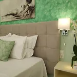 Colourful Apartment *